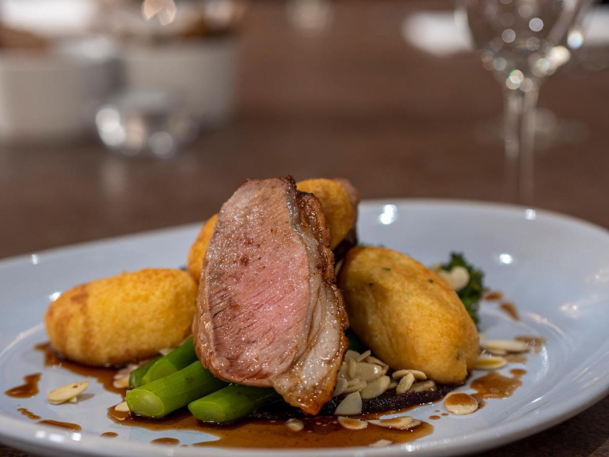 Blackbull Hotel Tarbolton 외부 사진