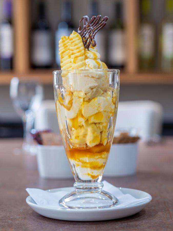 Blackbull Hotel Tarbolton 외부 사진